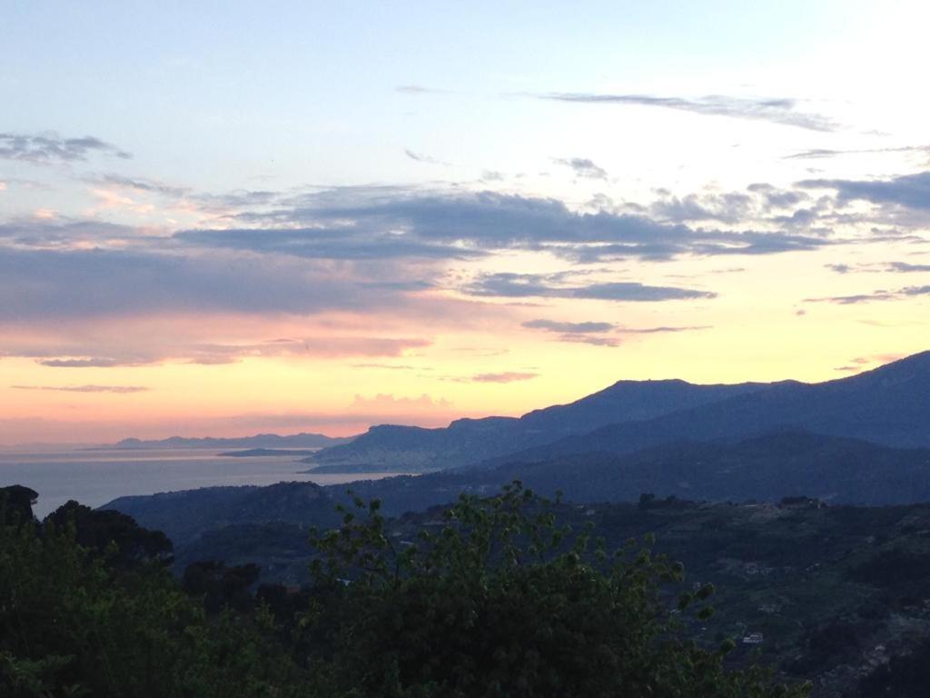 Sunset With View In Seborga Διαμέρισμα Εξωτερικό φωτογραφία