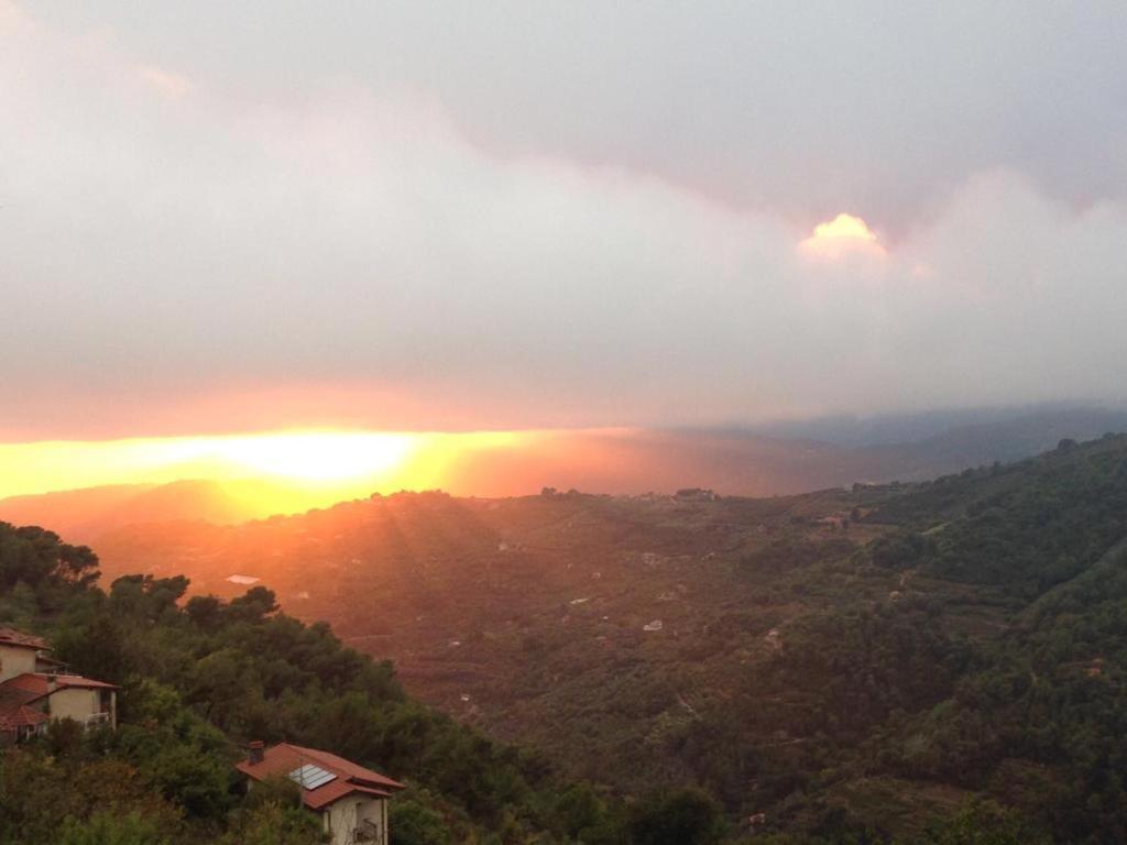 Sunset With View In Seborga Διαμέρισμα Εξωτερικό φωτογραφία